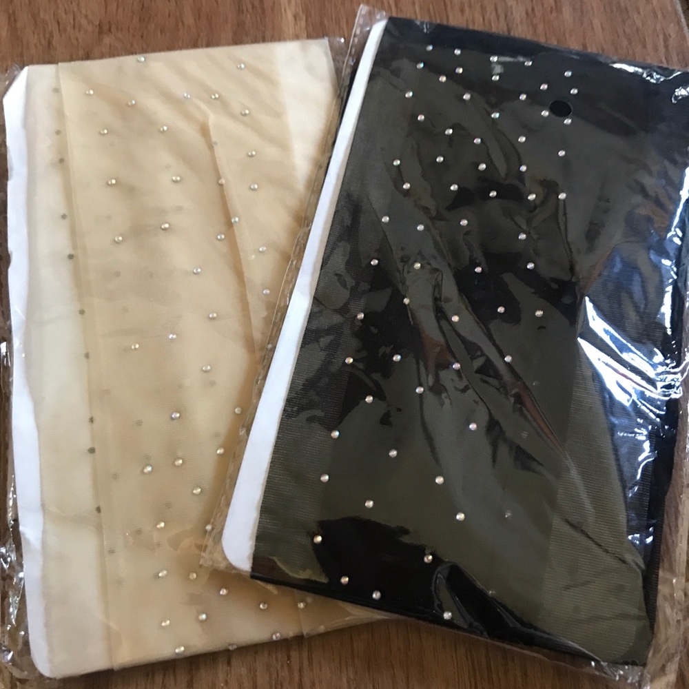 NWT Ladies Sparkle Pantyhose in Nude - Picture 4 of 4